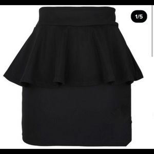 Scuba peplum skirt - NWT